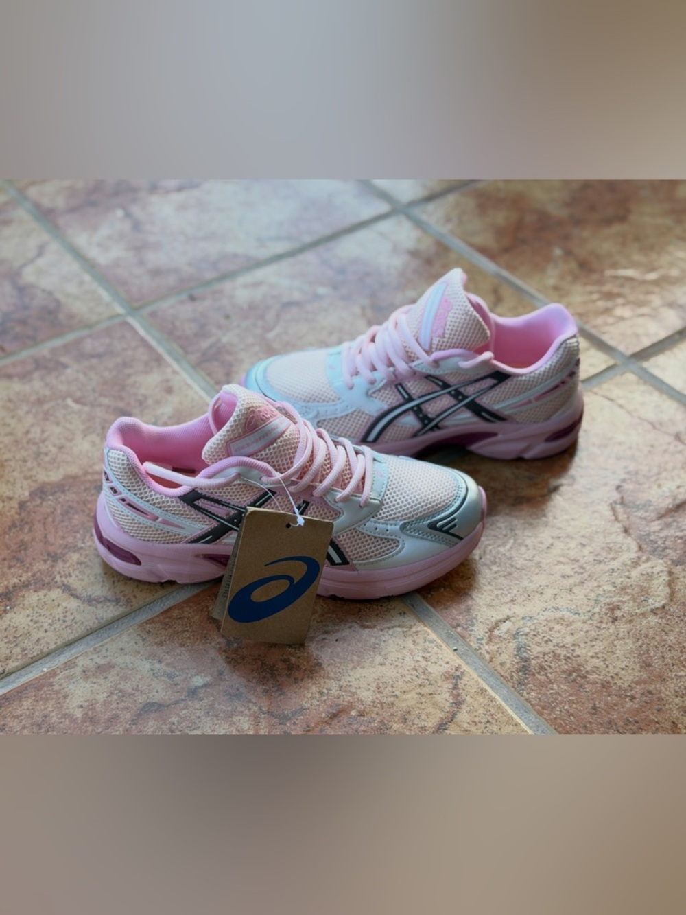 Size 6.5 Men’s And Women’s 8 - Asics Gel Kayano 14 Pink and Silver Mesh Athletic